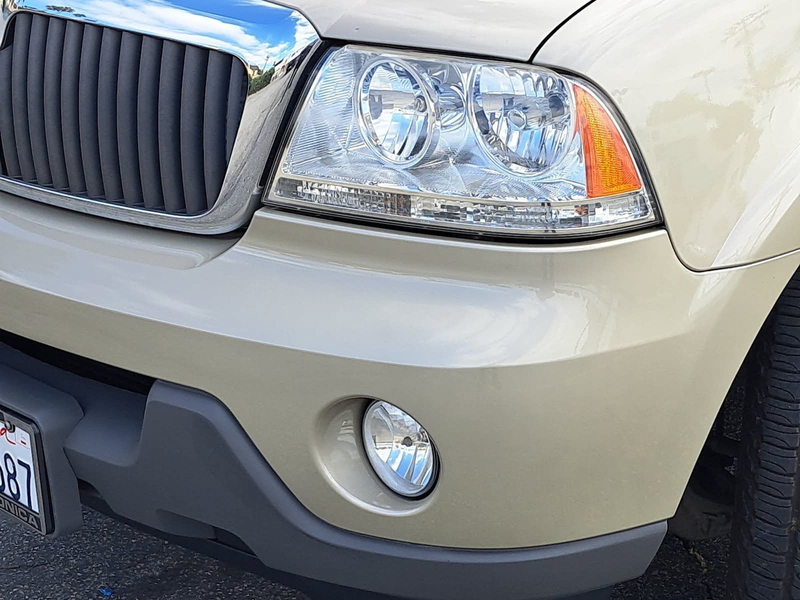 Used 2004 Lincoln Aviator 2WD image 35