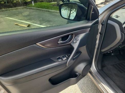 Certified 2022 Nissan Rogue Sport S FWD image 22