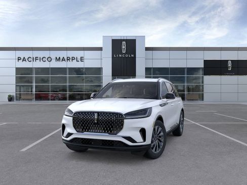 New 2025 Lincoln Aviator AWD image 2