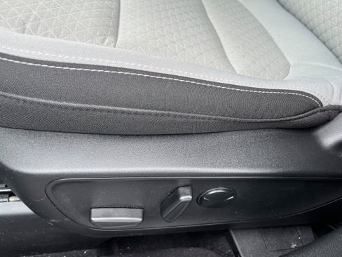 Certified 2023 Ford Escape Active AWD/4WD image 10