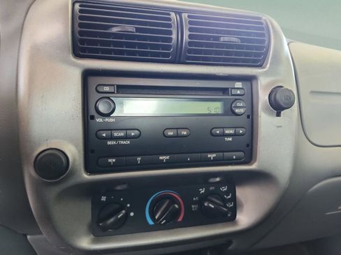 Used 2004 Ford Ranger XL image 27