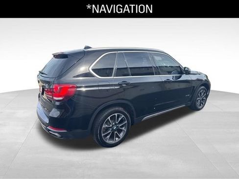 Used 2018 BMW X5 xDrive35i w/ Premium Package AWD/4WD image 3