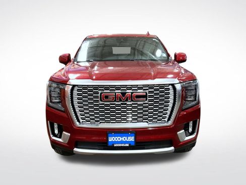 Certified 2024 GMC Yukon XL Denali w/ Advanced Technology Package AWD/4WD image 2