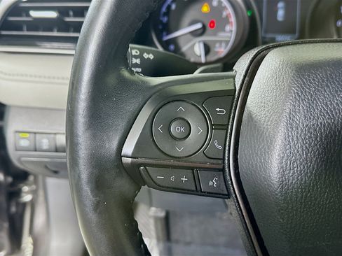 Used 2023 Toyota Camry SE image 16