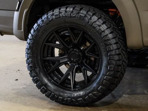 Used 2023 Ford F150 Raptor AWD/4WD image 31