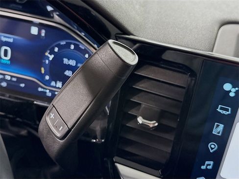 Used 2023 Chevrolet Silverado 1500 LT image 11