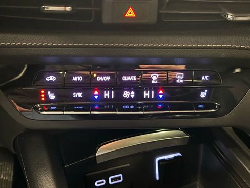 Used 2021 Buick Envision Essence w/ Sport Touring Package image 44