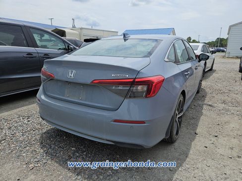 Used 2024 Honda Civic Touring image 6