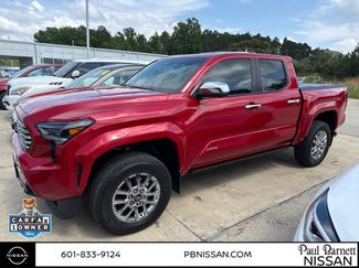 Used 2025 Toyota Tacoma Limited AWD/4WD video 3