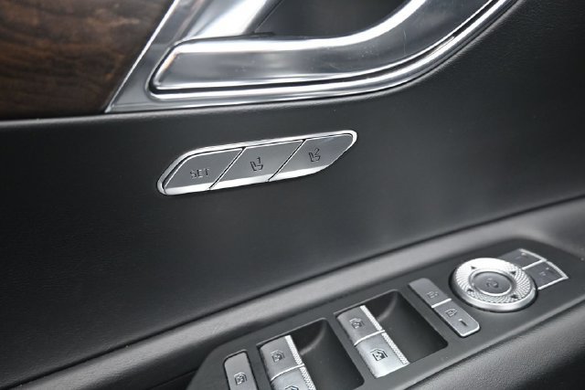 Used 2024 Genesis GV80 2.5T AWD/4WD image 14