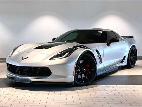 Used 2018 Chevrolet Corvette Grand Sport RWD image 1