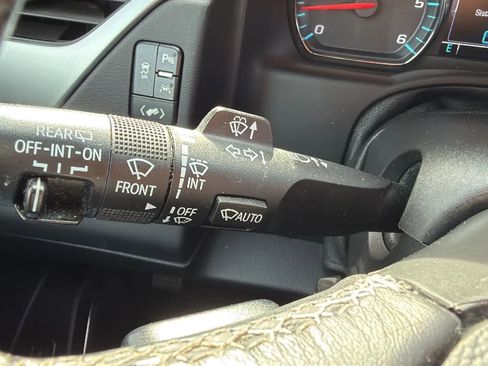Used 2020 Chevrolet Tahoe LT AWD/4WD image 13