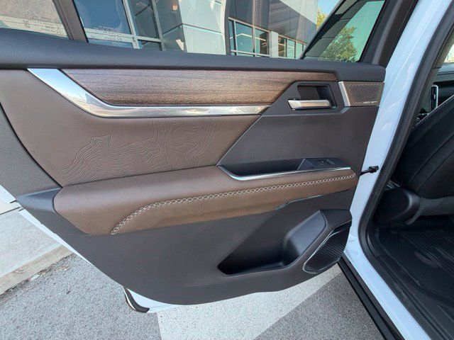 New 2027 GMC Acadia Denali Ultimate w/ LPO, Floor Liner Package AWD/4WD image 14
