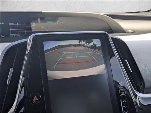 Used 2021 Toyota Prius Prime XLE w/ Carpet Mat Package (TMS) FWD image 19
