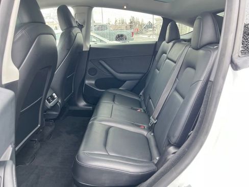 Used 2023 Tesla Model Y Long Range image 15