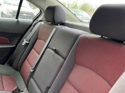 Used 2012 Chevrolet Cruze LT w/ RS Package FWD image 10