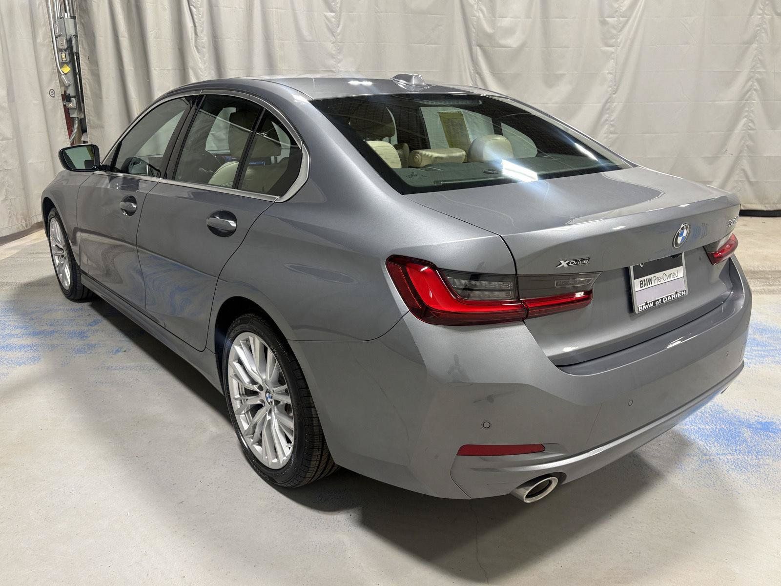 Used 2024 BMW 330i xDrive Sedan w/ Convenience Package AWD/4WD image 17