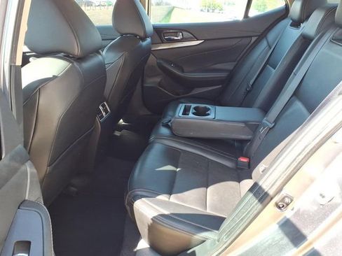 Used 2022 Nissan Maxima SV w/ Floor Mat Group FWD image 20