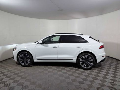 Used 2025 Audi Q8 Premium Plus w/ Premium Plus Package AWD/4WD image 4