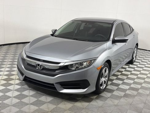 Used 2018 Honda Civic LX image 7