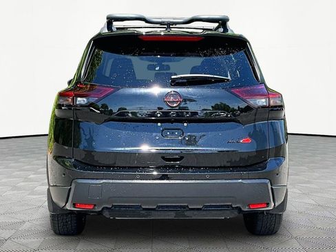 Used 2025 Nissan Rogue SV w/ Rock Creek Premium Package image 7