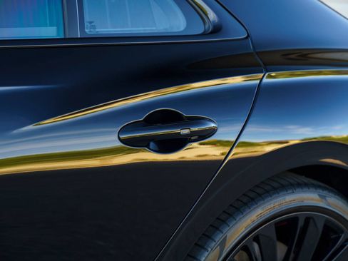 Used 2024 Bentley Flying Spur W12 AWD/4WD image 42