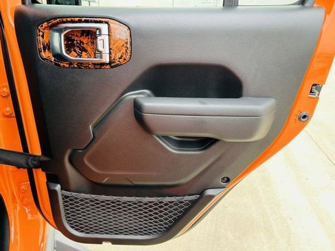 New 2025 Jeep Wrangler Unlimited Sport AWD/4WD image 32