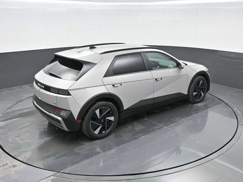 New 2025 Hyundai Ioniq 5 SEL image 27