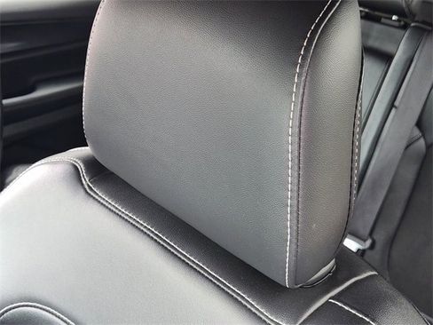 Used 2024 Jeep Grand Cherokee L Laredo image 14