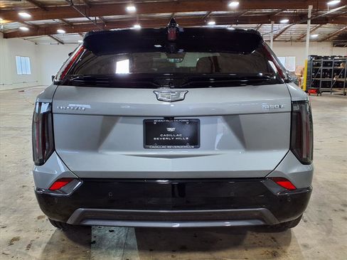 New 2026 Cadillac Optiq Sport 2 image 9