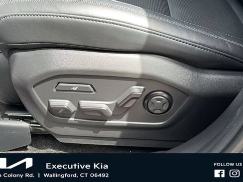 Used 2024 Hyundai Santa Fe Calligraphy AWD/4WD image 11