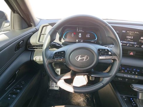 Certified 2025 Hyundai Elantra Sport FWD image 15