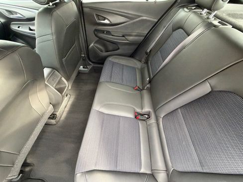 Used 2024 Buick Envista Preferred w/ Convenience I Package FWD image 11