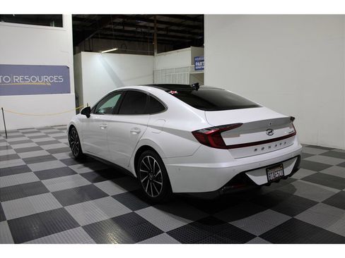 Used 2021 Hyundai Sonata Limited image 6