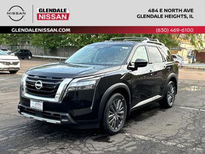 New 2025 Nissan Pathfinder SL w/ SL Premium Package
