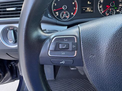 Used 2014 Volkswagen Passat 1.8T Wolfsburg Edition image 17