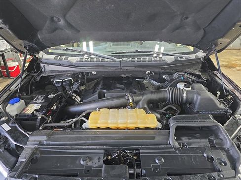 Used 2018 Ford F150 XLT w/ Equipment Group 301A Mid image 25