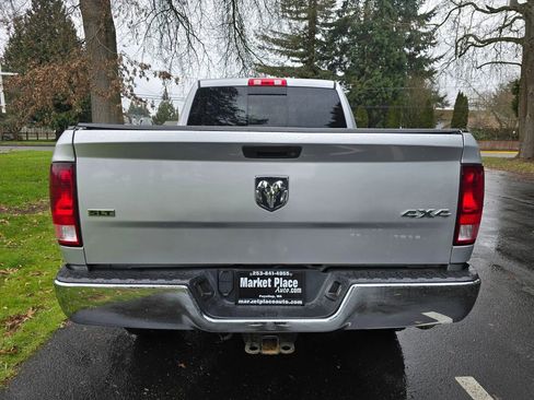 Used 2016 RAM 2500 SLT image 5