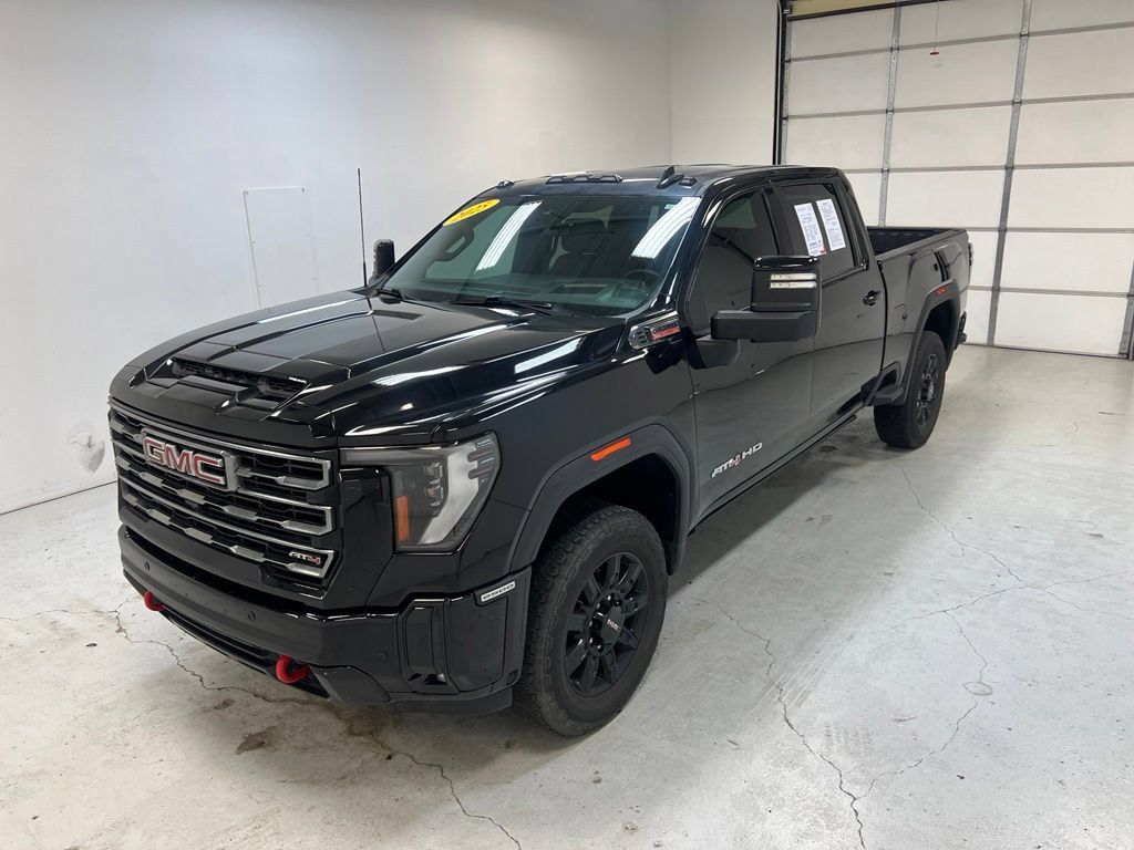 Used 2025 GMC Sierra 2500 AT4 w/ Technology Package AWD/4WD image 6