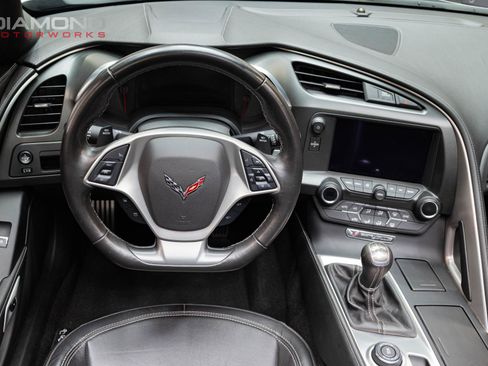 Used 2019 Chevrolet Corvette Stingray Coupe w/ 1LT RWD image 88