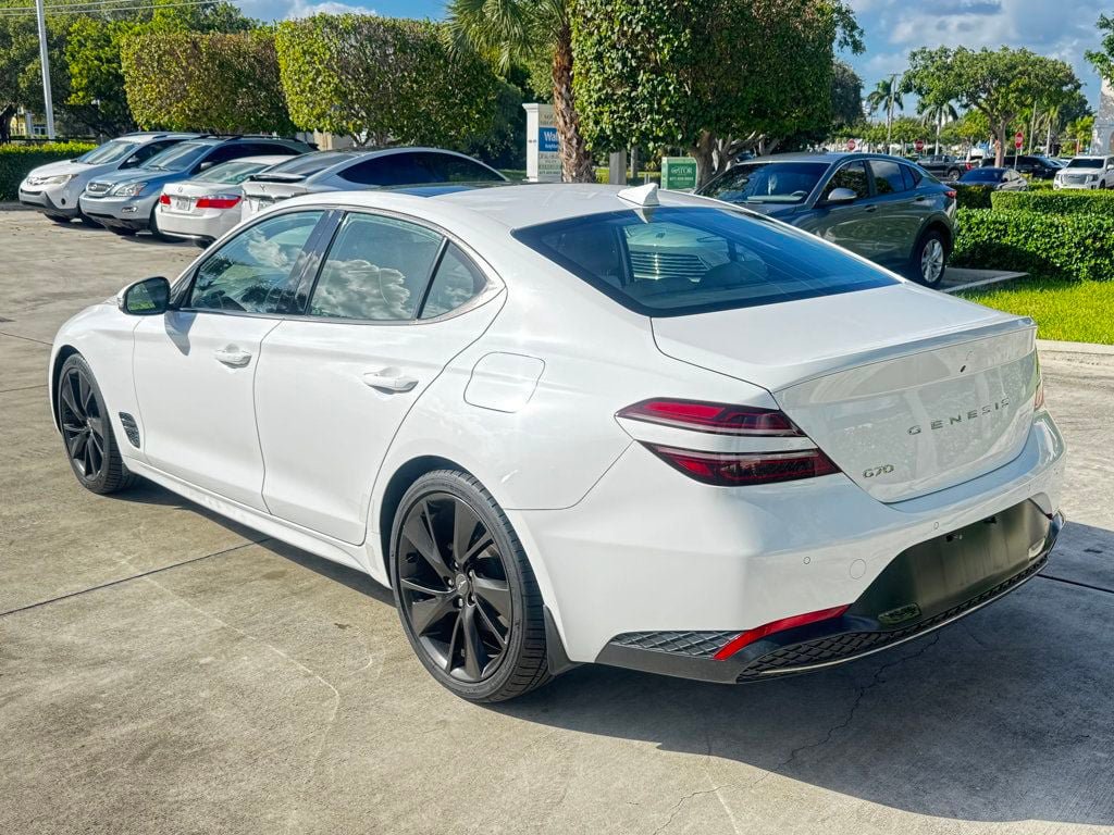 Used 2023 Genesis G70 2.0T w/ Sport Prestige Package RWD image 3