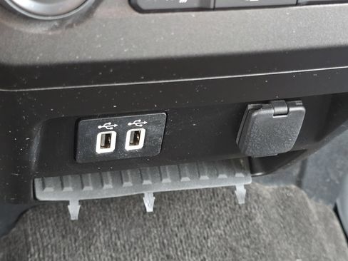 Used 2020 Ford F150 XLT w/ Equipment Group 302A Luxury image 7