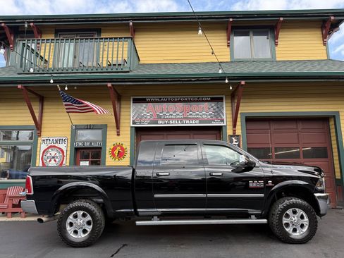 Used 2015 RAM 2500 Laramie AWD/4WD image 3