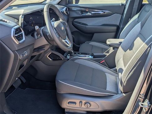 Used 2026 Chevrolet TrailBlazer LT w/ Convenience Package image 12
