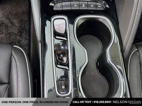 Used 2023 Buick Envision Avenir FWD image 17