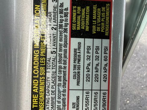 Used 2017 Toyota Corolla LE image 27