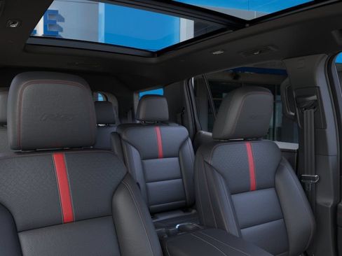 New 2026 Chevrolet Traverse RS w/ LPO, Floor Liner Package FWD image 24