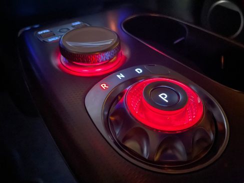 Used 2023 Genesis GV60 Advanced image 35