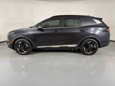 New 2026 Kia Sportage EX FWD image 5