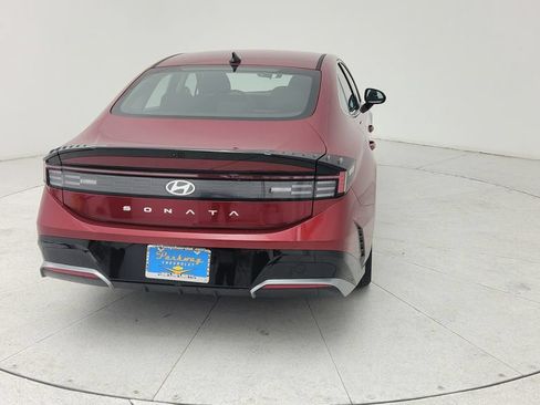 Used 2025 Hyundai Sonata SEL FWD image 6